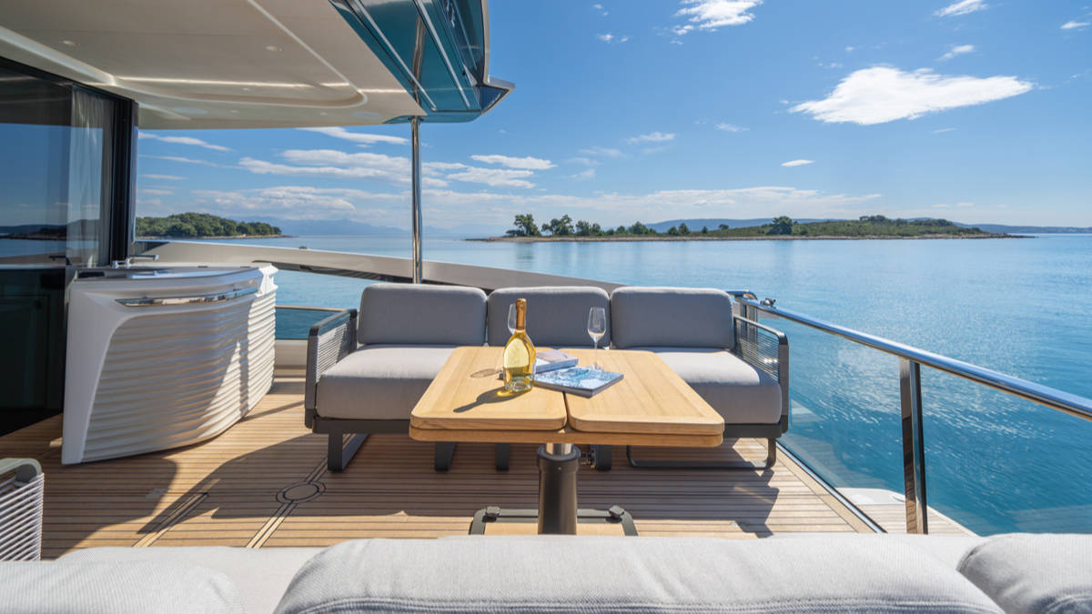 absolute-navetta62-e08