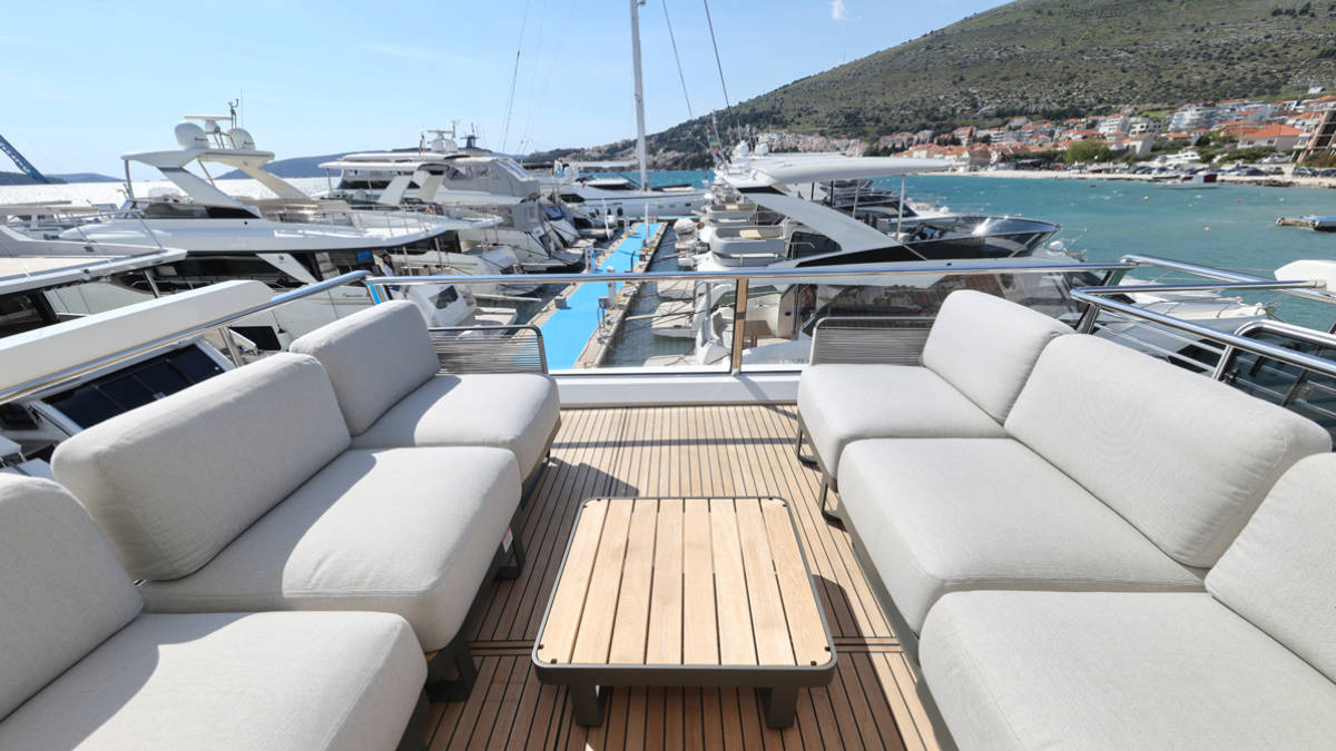 absolute-navetta62-e16