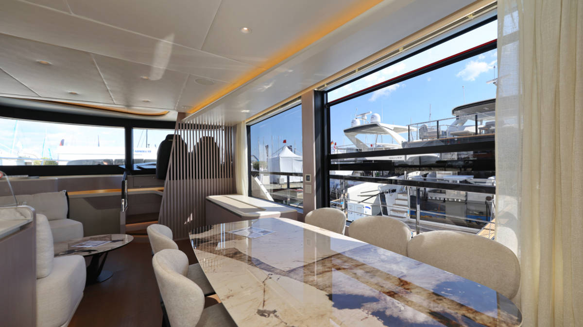 absolute-navetta62-i01