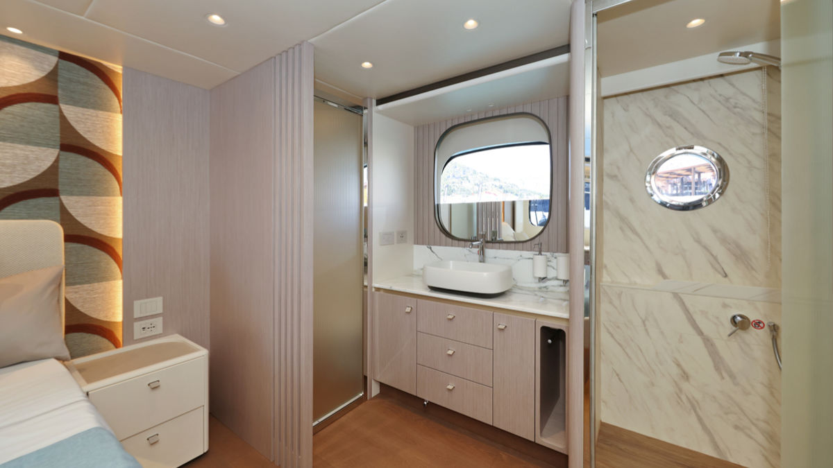 absolute-navetta62-i08