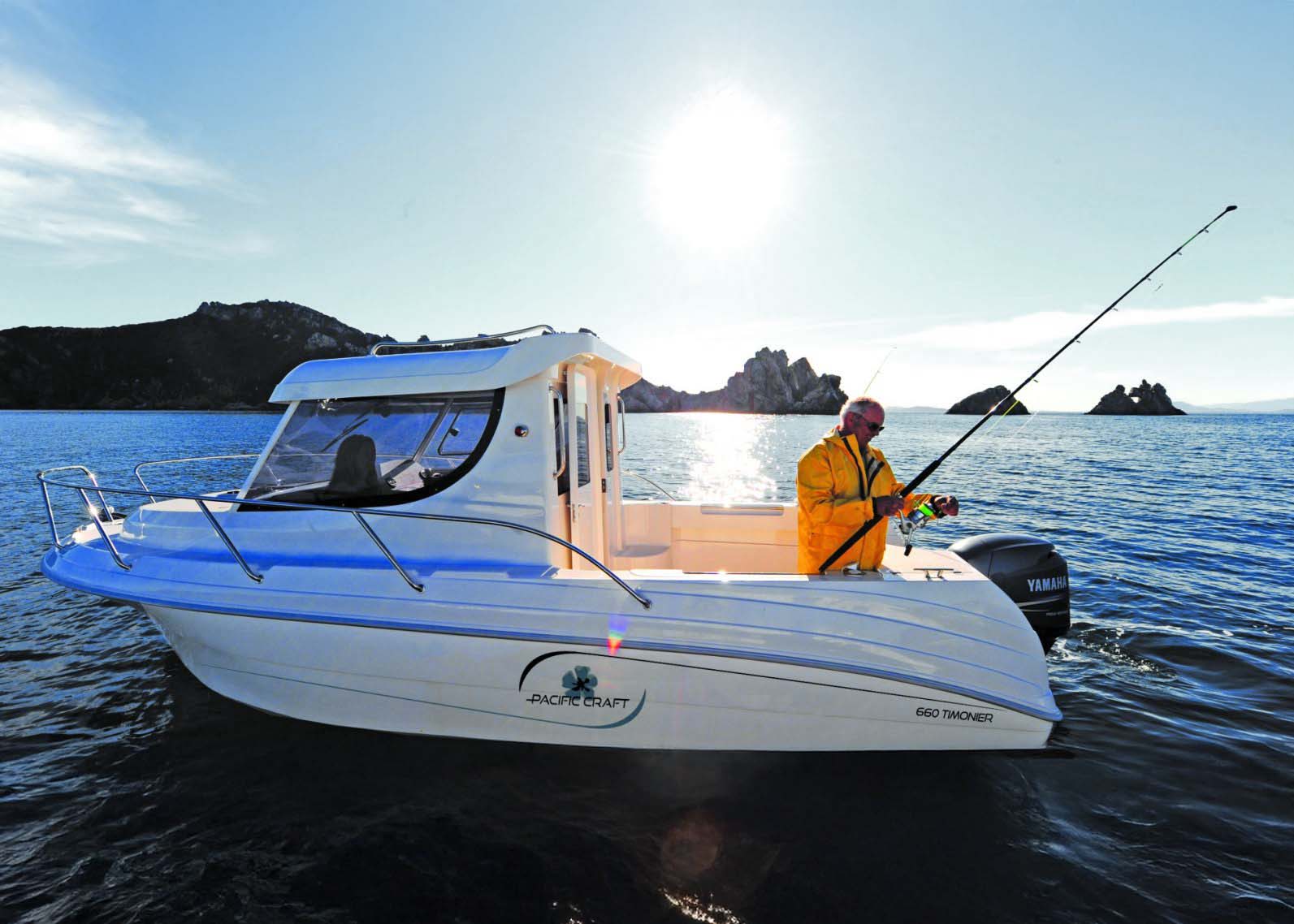 ambiance-peche-1-660-timonier-hyères-nvlogo-2011-1630x860