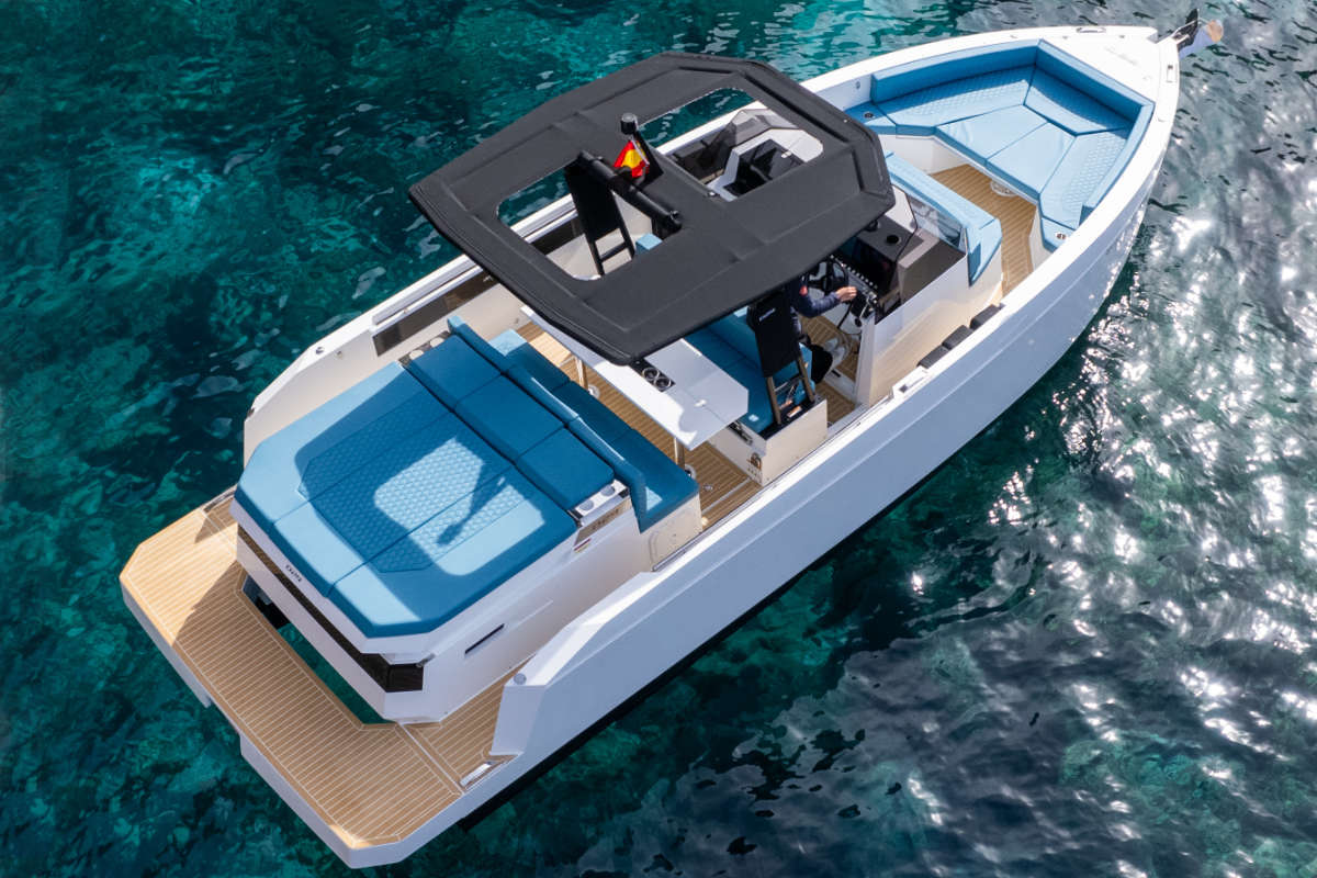deantonioyachts-d29-e1