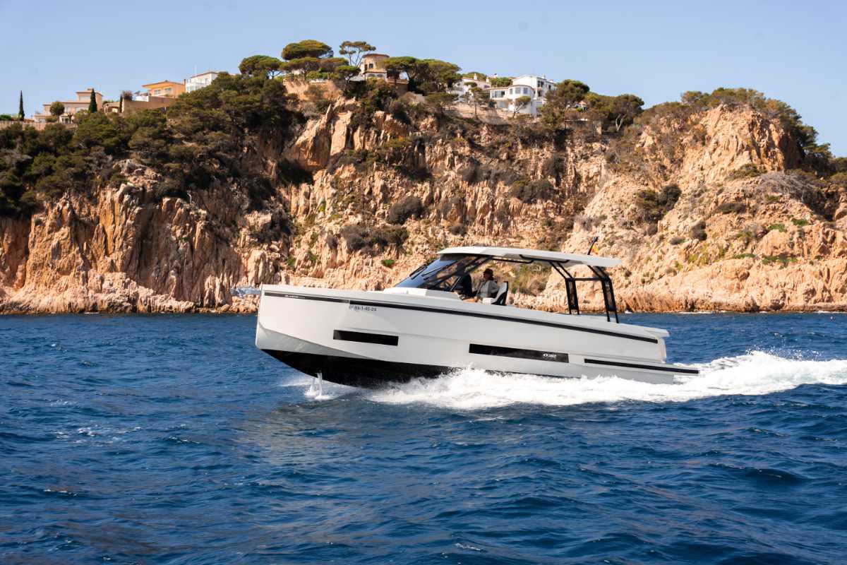 deantonioyachts-d32-e6