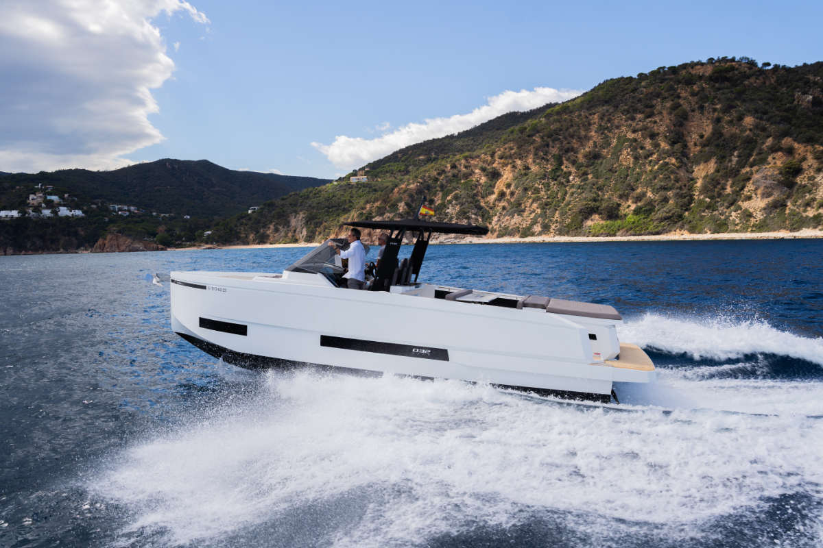 deantonioyachts-d32-e8