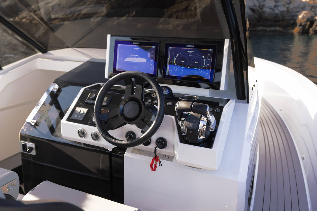 deantonioyachts-d36-e8