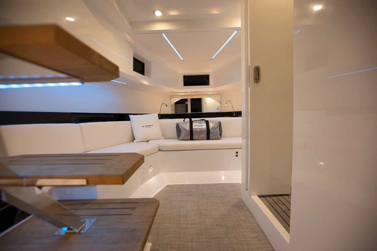 deantonioyachts-d36-i03