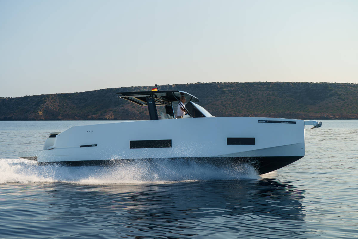 deantonioyachts-d42-e6