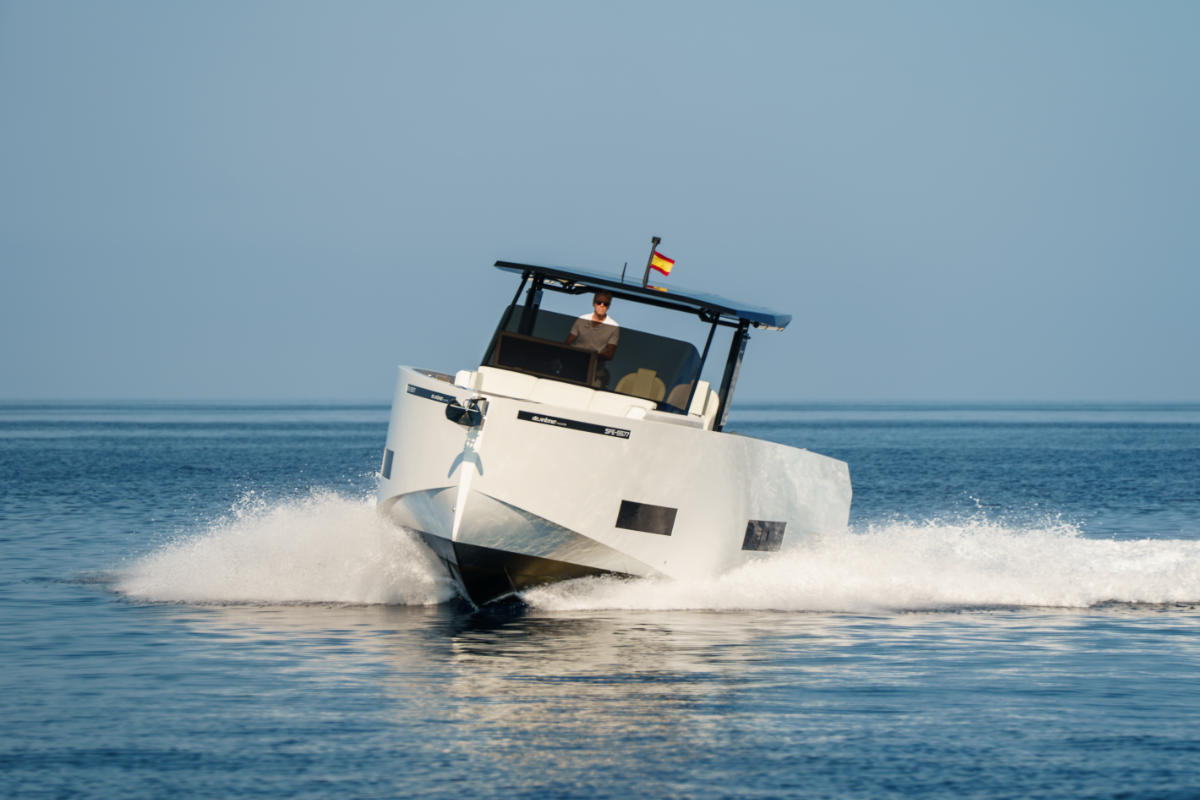 deantonioyachts-d42-e7