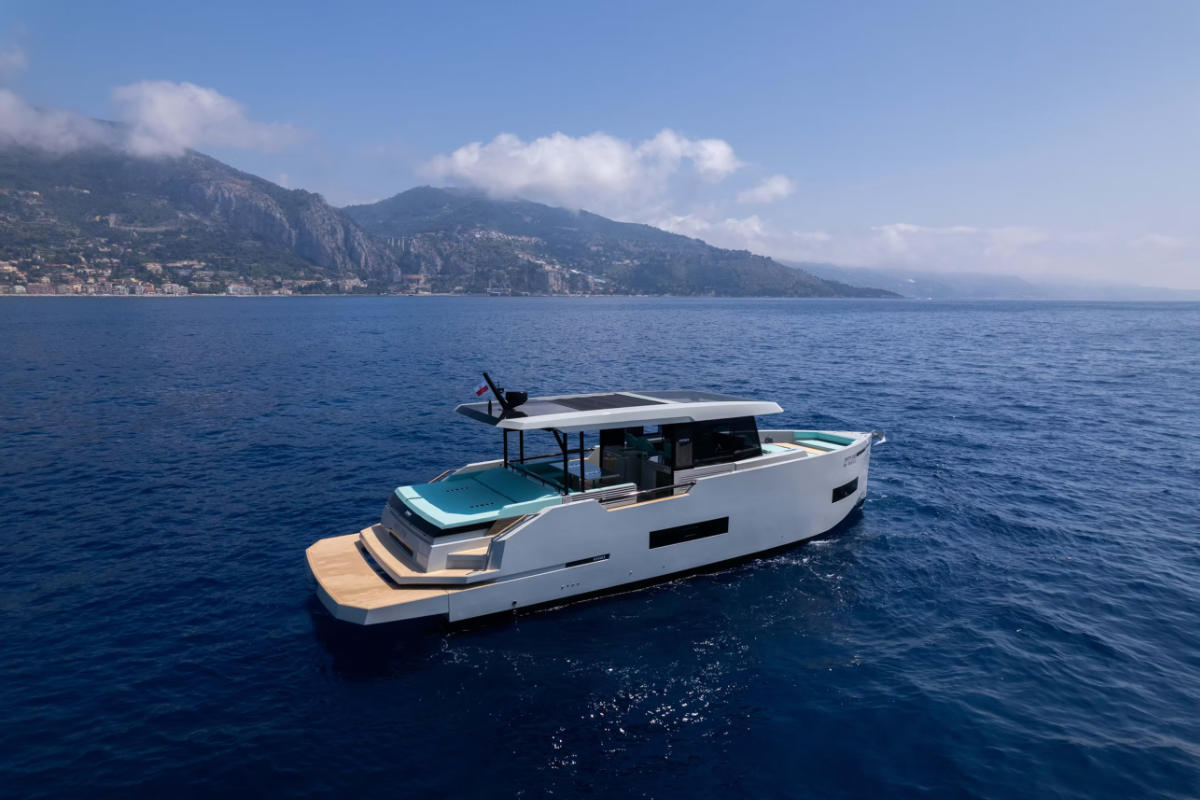 deantonioyachts-d50coupe-e1