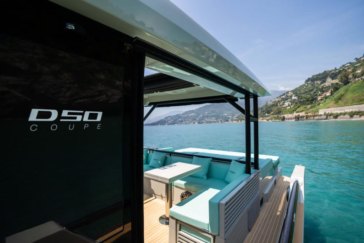 deantonioyachts-d50coupe-e12
