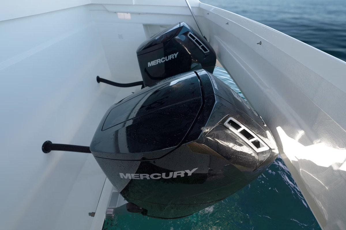 deantonioyachts-d50coupe-i5