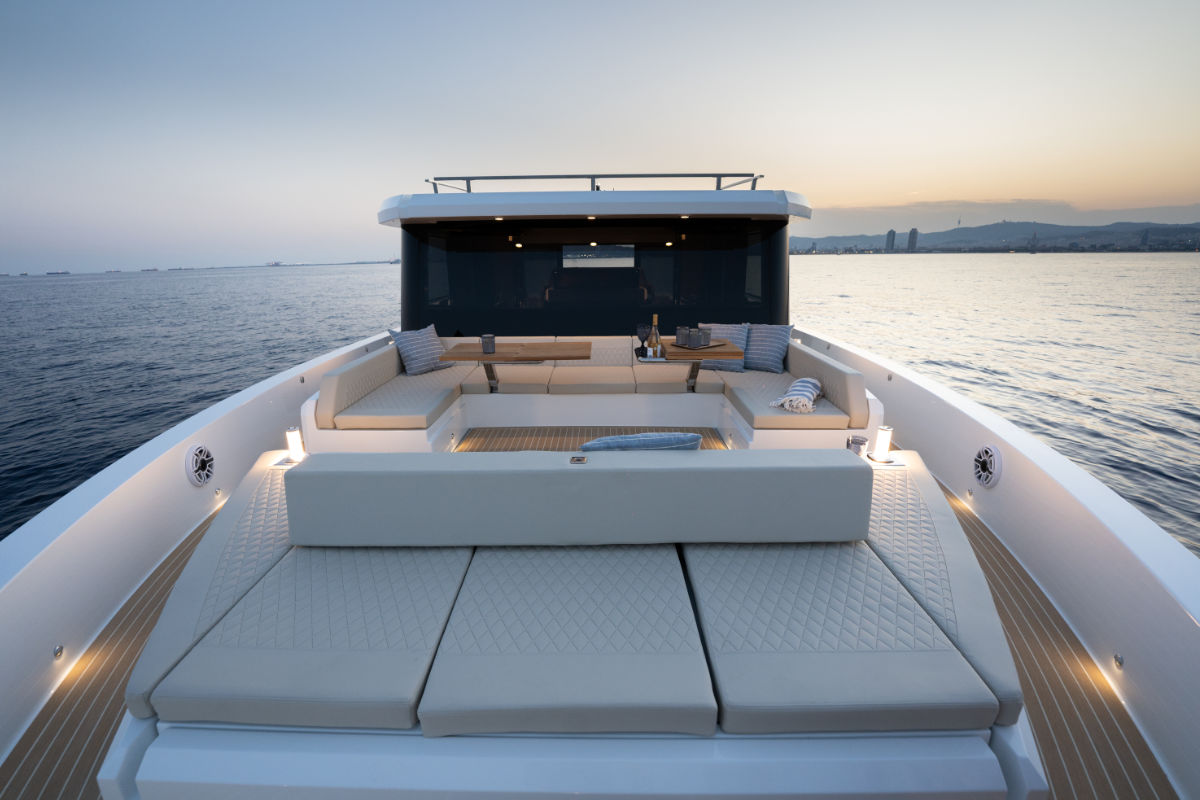 deantonioyachts-d60-e06