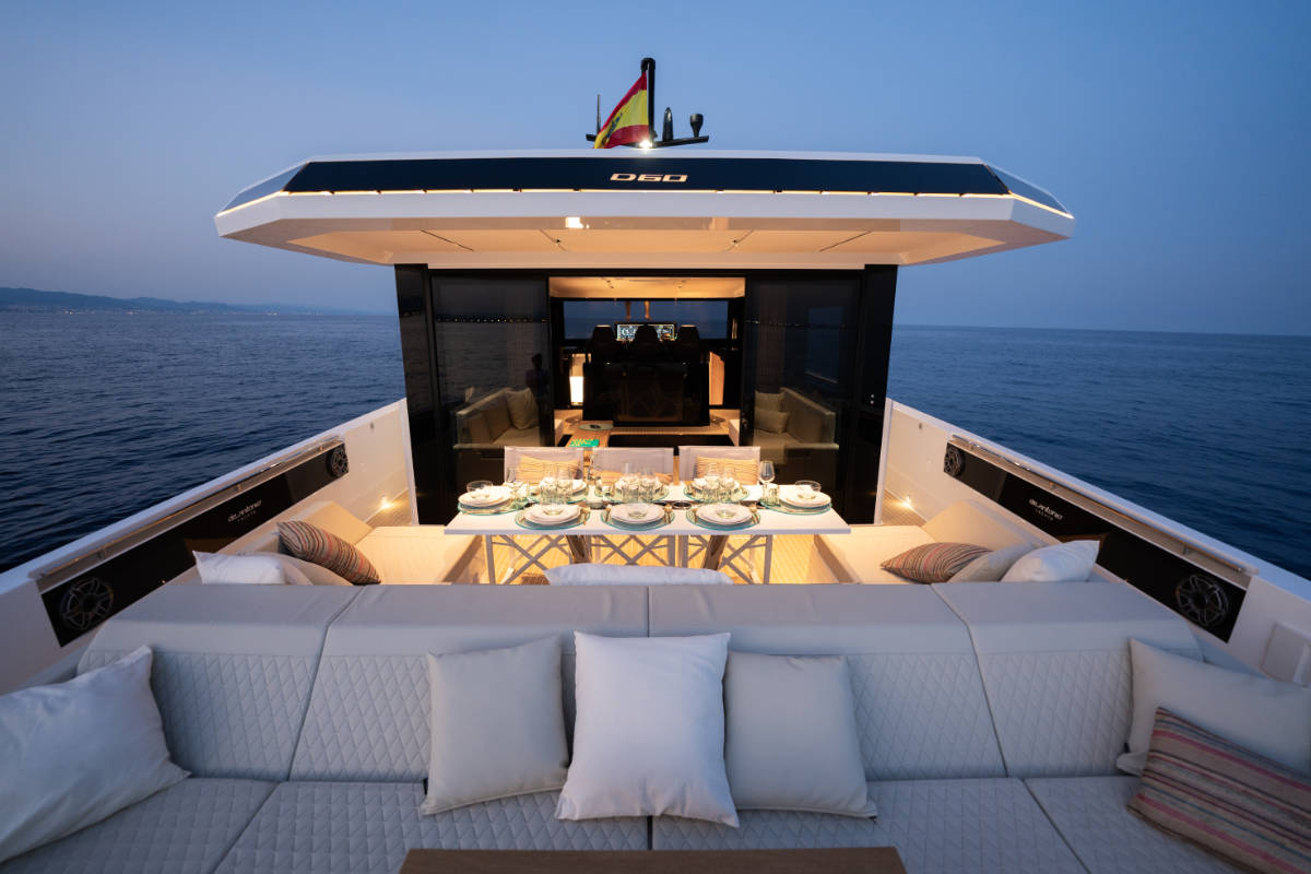 deantonioyachts-d60-e12