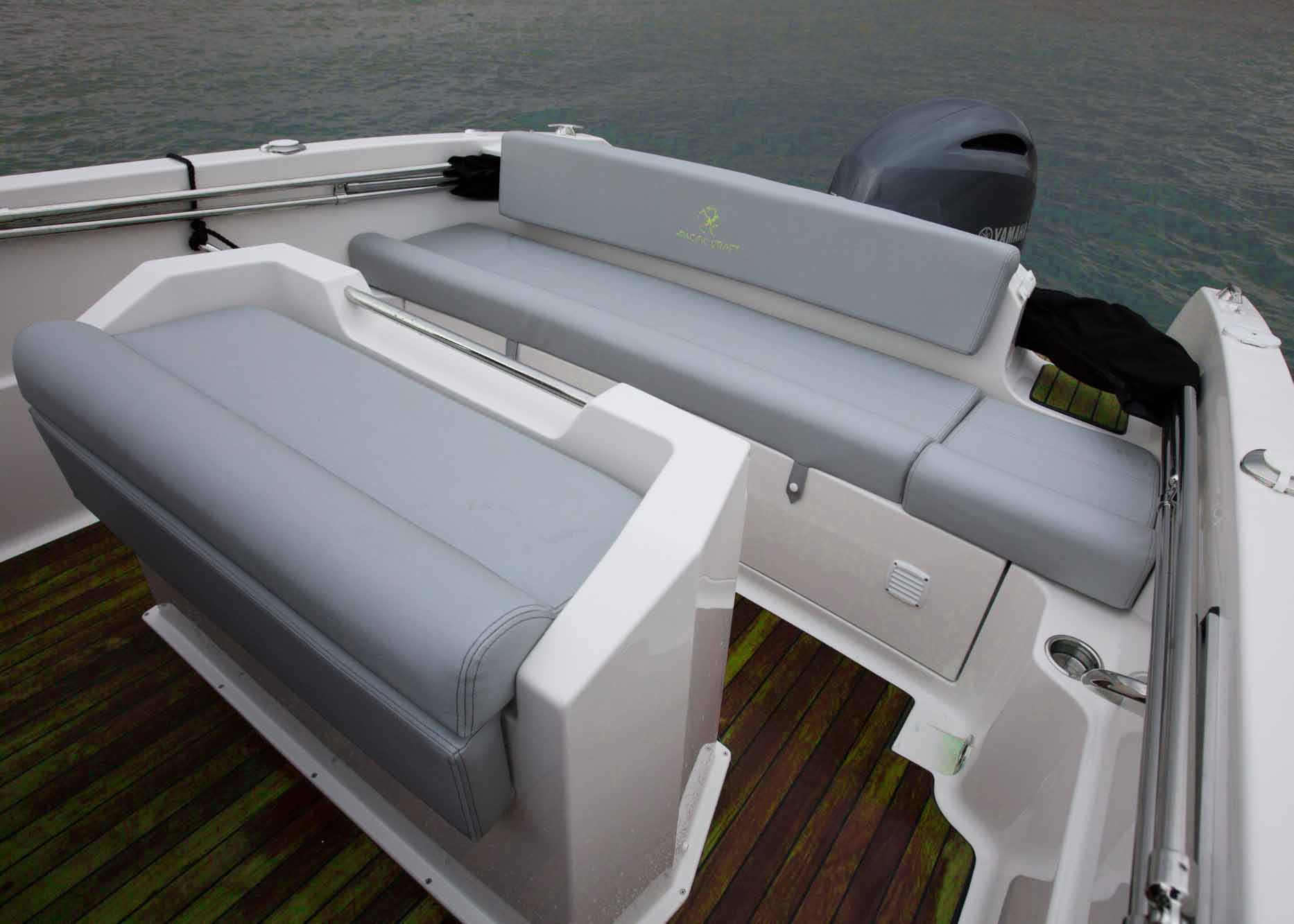pilot-bench-pacific-craft-670-open-2019