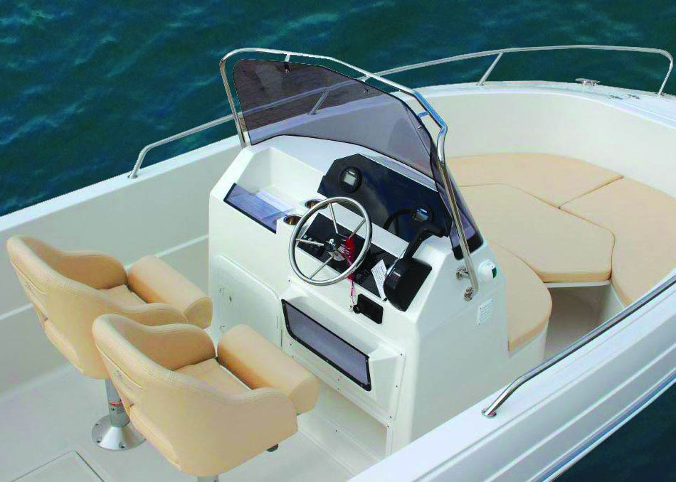 poste-pilotage-open-545-nvlogo-e1551369196493