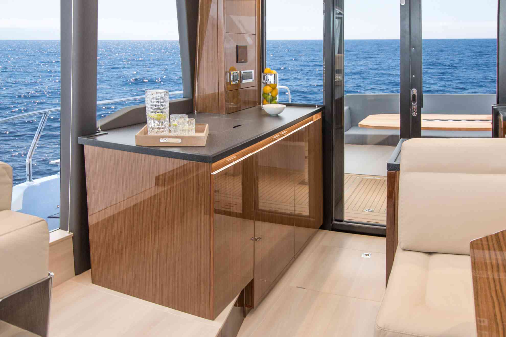 sealine-c430-i10