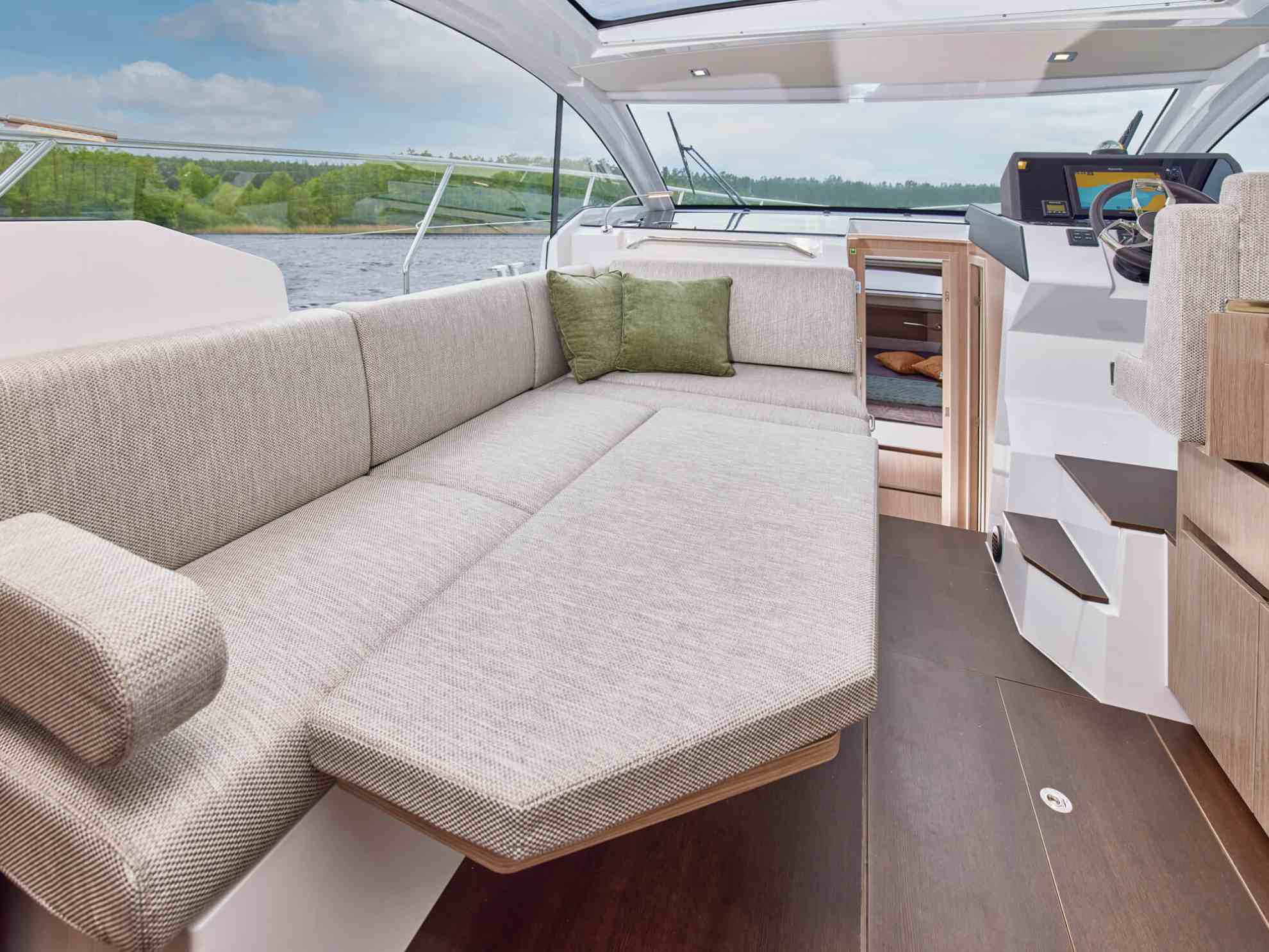 sealine-c335v-i12