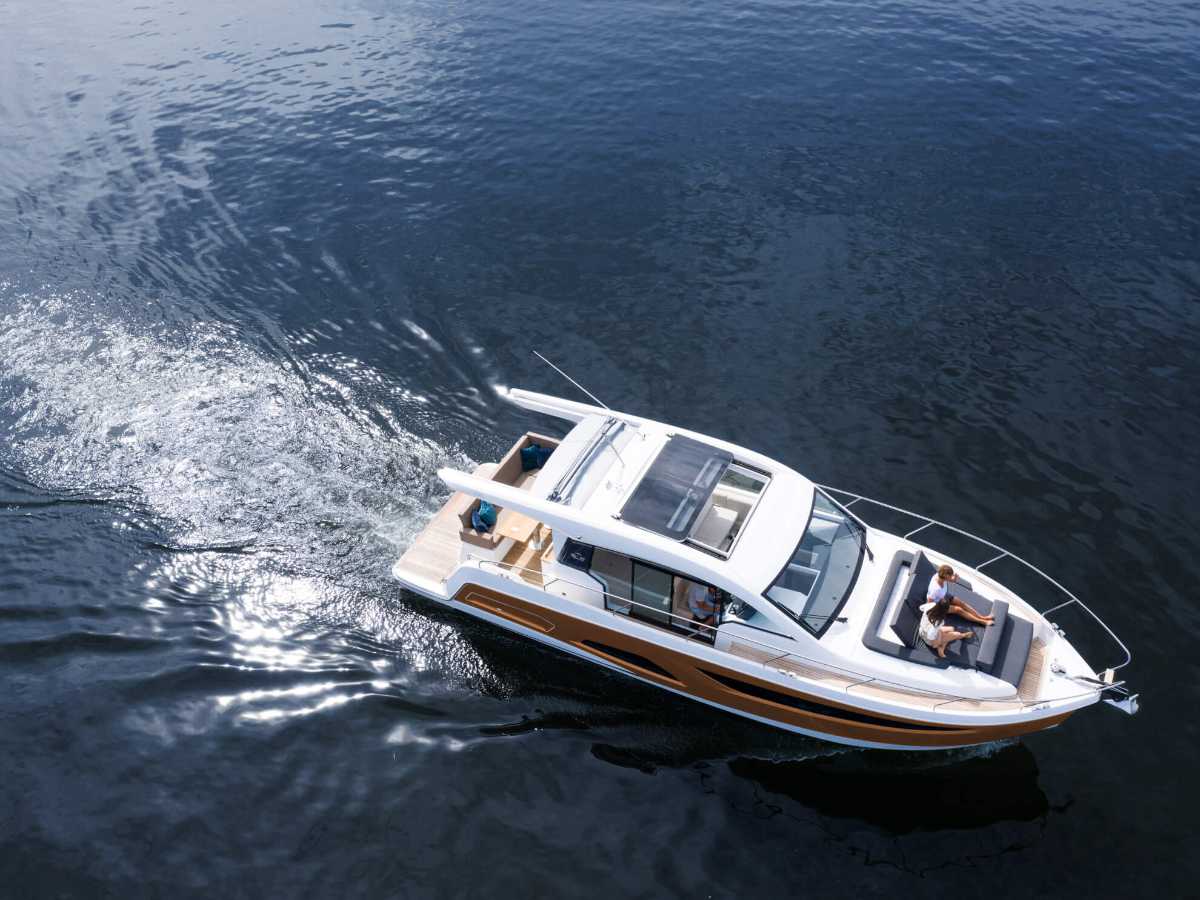 sealine-c390-6