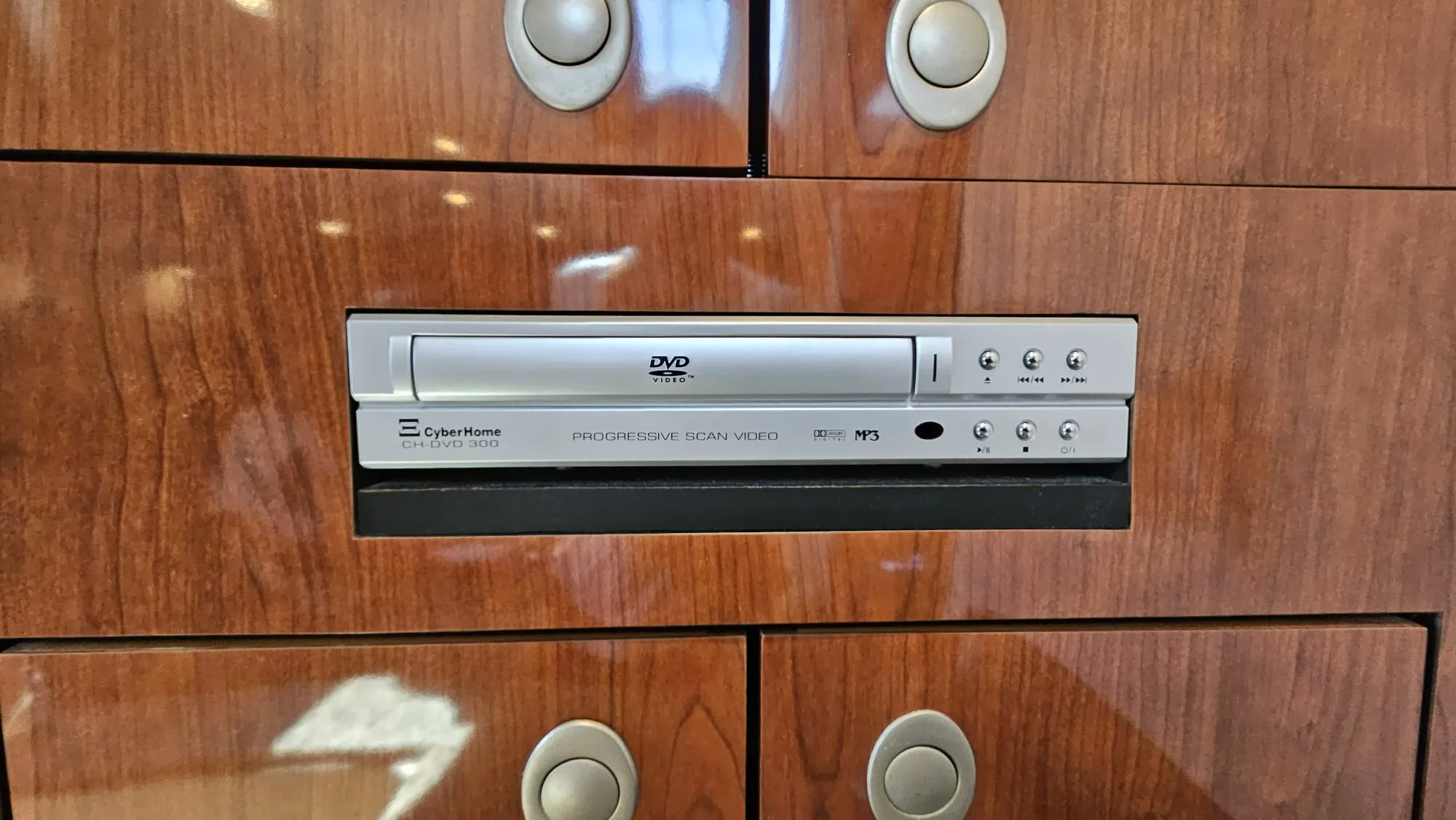 1 (40)
