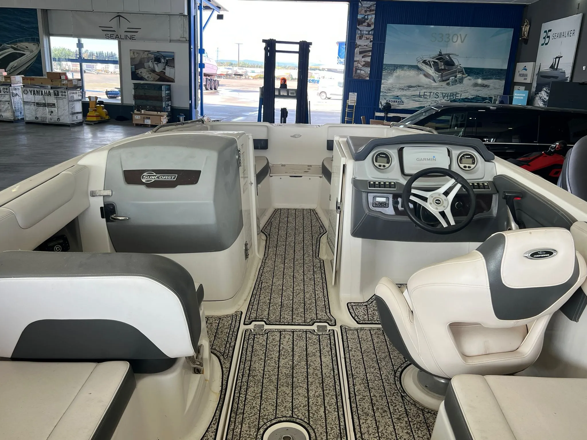 CHAPARRAL 230 14