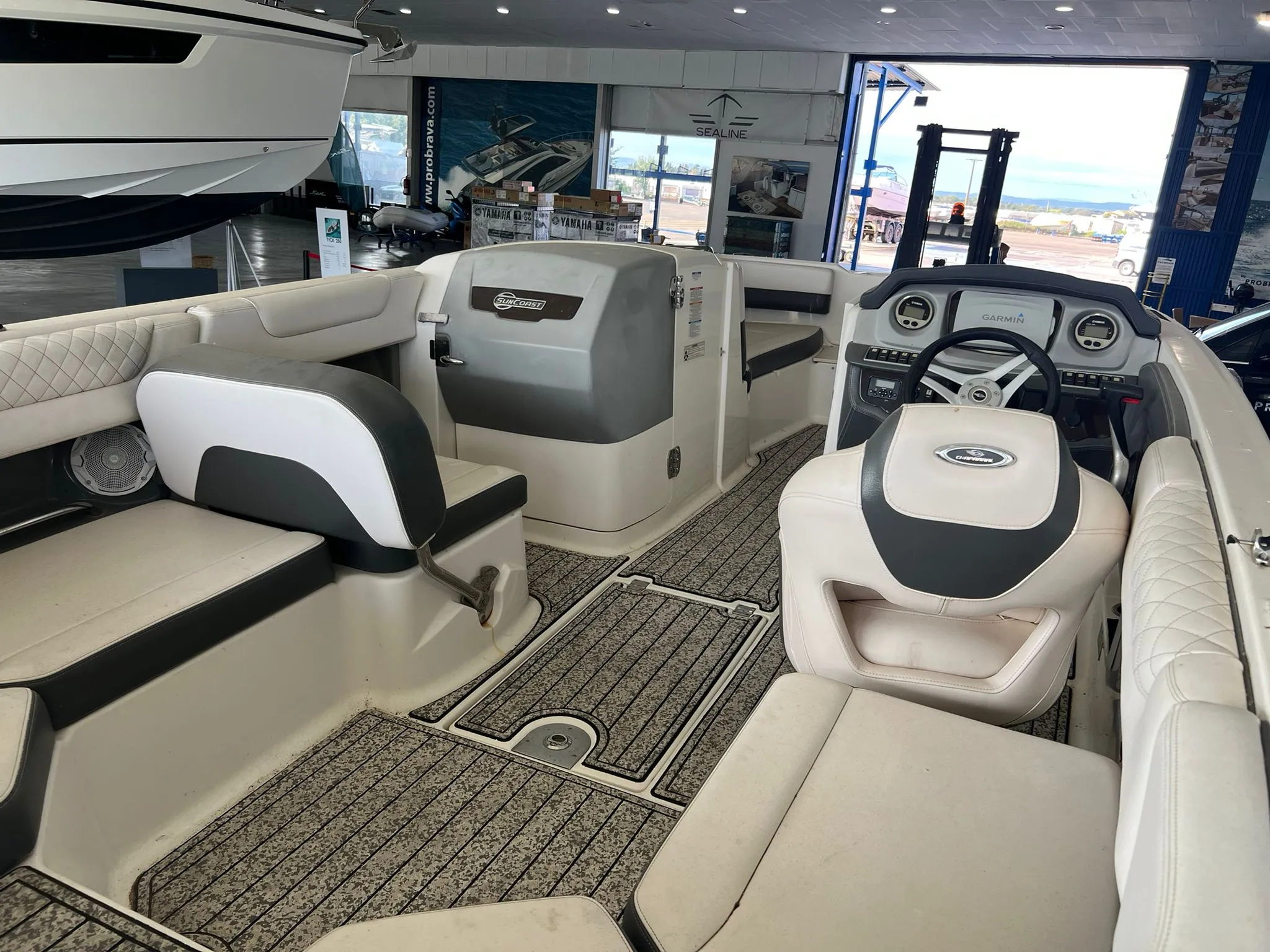 CHAPARRAL 230 5